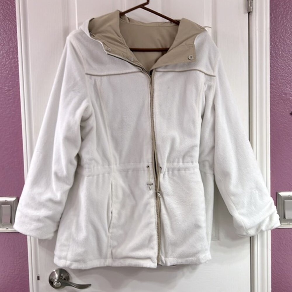 Winter Coat - Picture 4 of 5